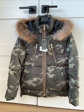 NWT Women's Arctic North CAMO AN903W winter jacket / Size Small